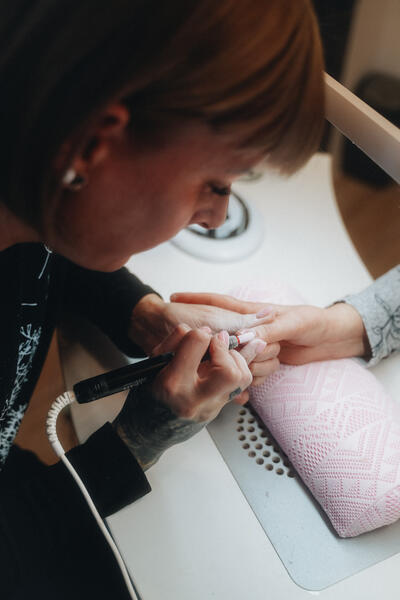 Professionelle Nagelpflege